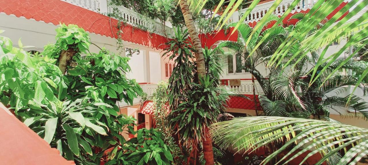Daphne Hotel Mahabalipuram Exterior foto