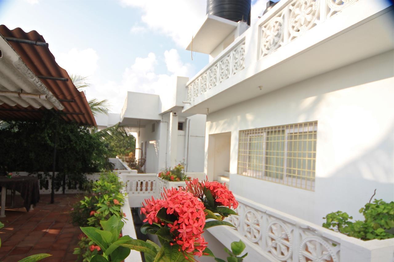Daphne Hotel Mahabalipuram Exterior foto