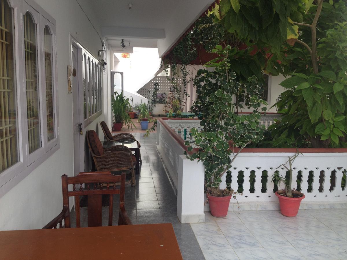 Daphne Hotel Mahabalipuram Exterior foto